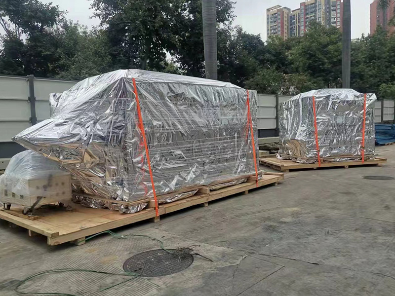 深圳沙井真(zhēn)空木箱包裝現(xian)場